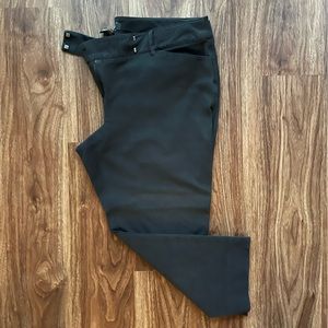 White House Black Market Women’s Black Capri Crop Leg Pants Size 14